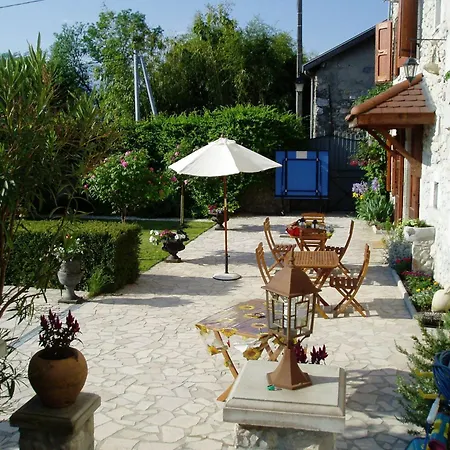 La Maison D'euterpe Nocleg ze śniadaniem 4*