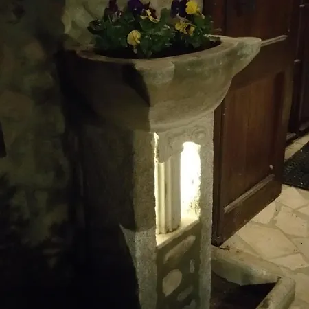 La Maison D'euterpe فندق مبيت وإفطار